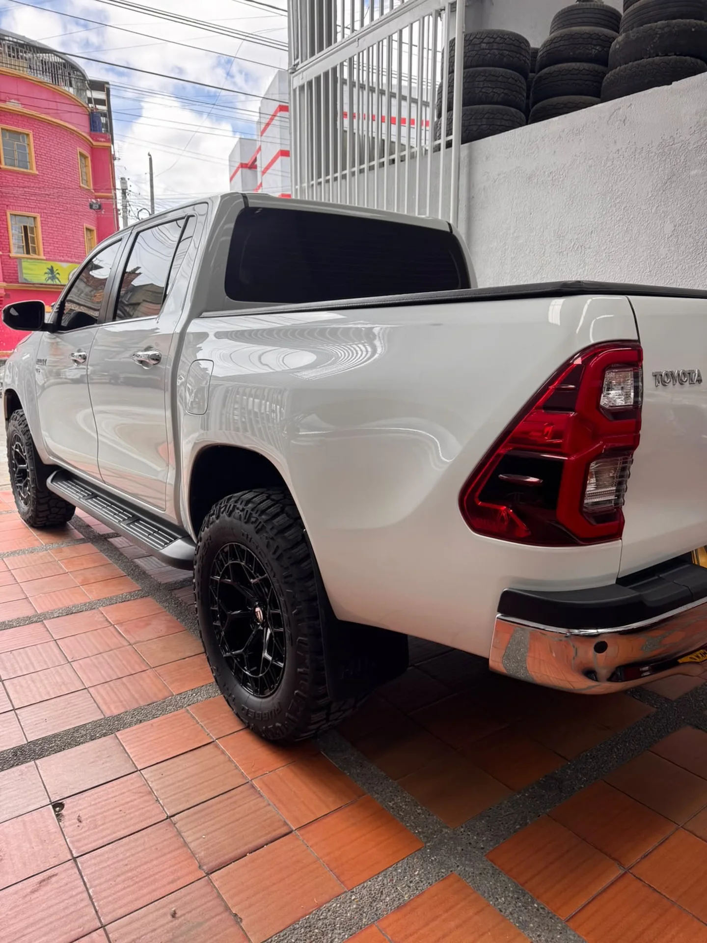 Toyota Hilux / SRX 2023