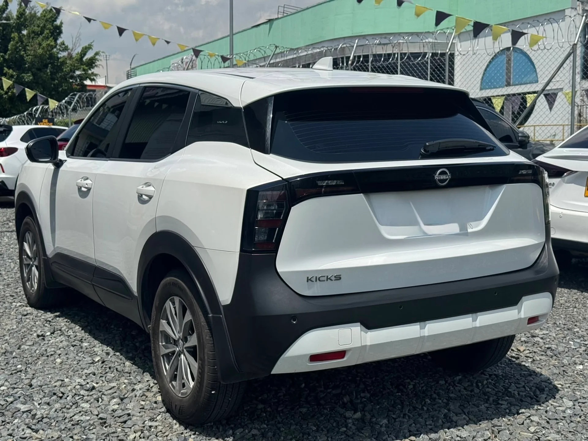 Nissan Kicks / Advance 2026