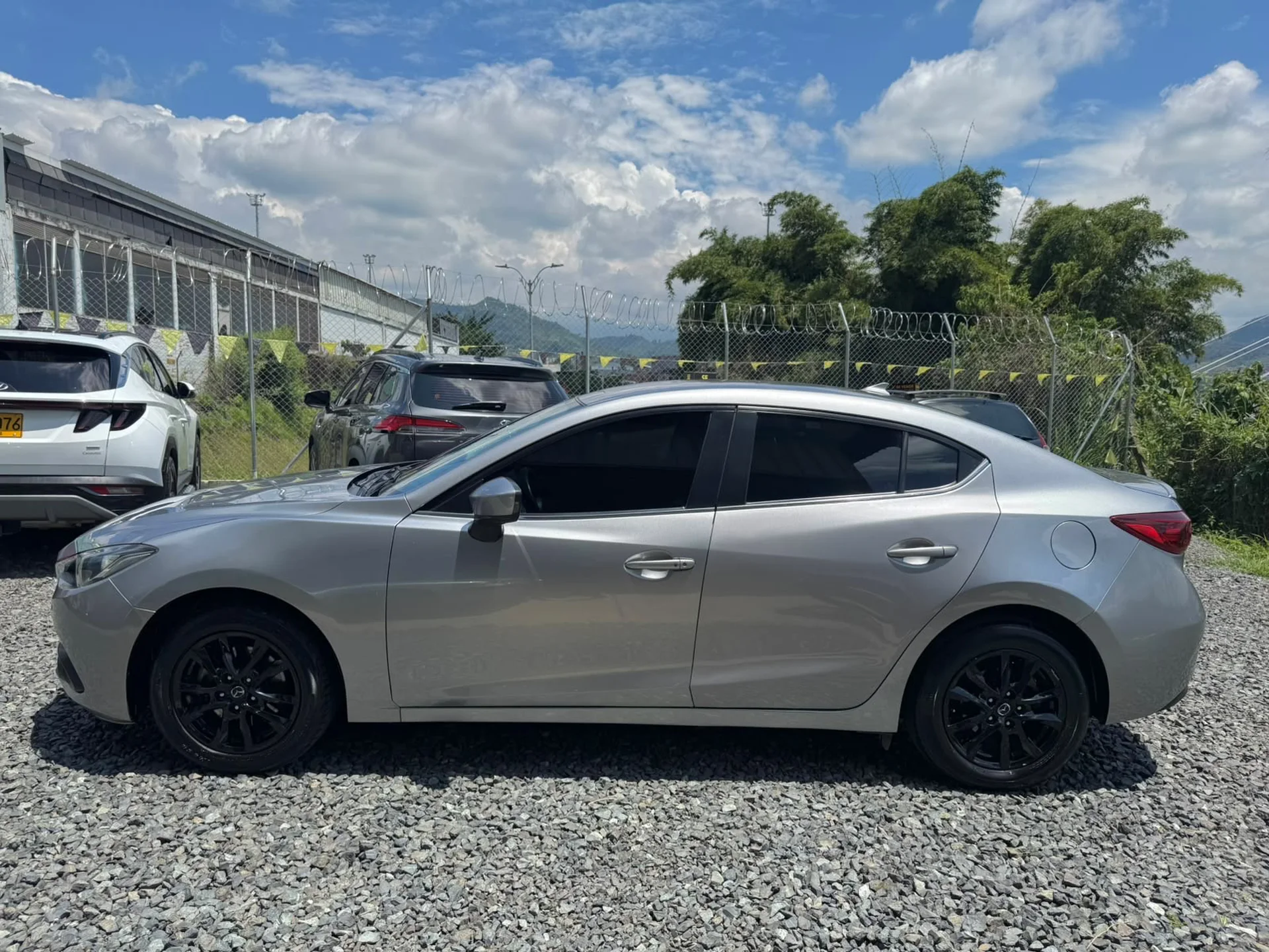 Mazda Mazda 3 / Touring 2016