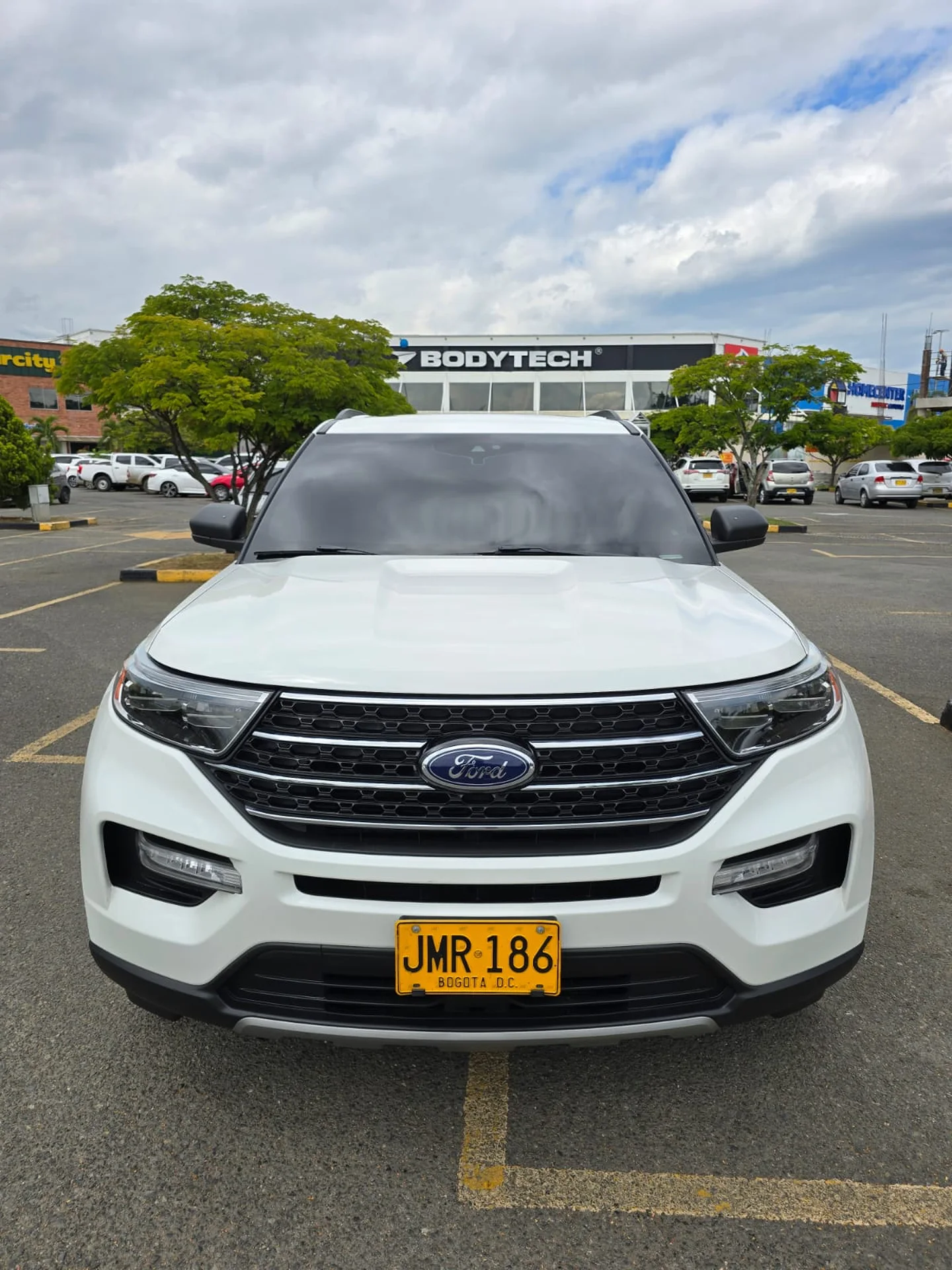 Ford Explorer XLT 2020