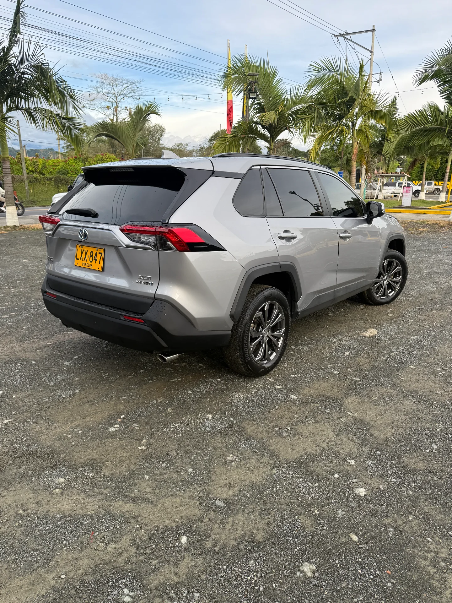 Toyota Rav4 /XLE 2024