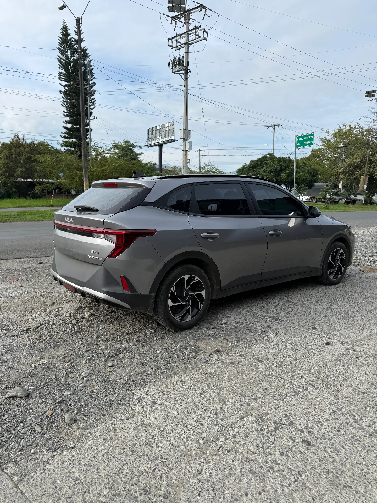 Kia K3 Cross Zenith 2025