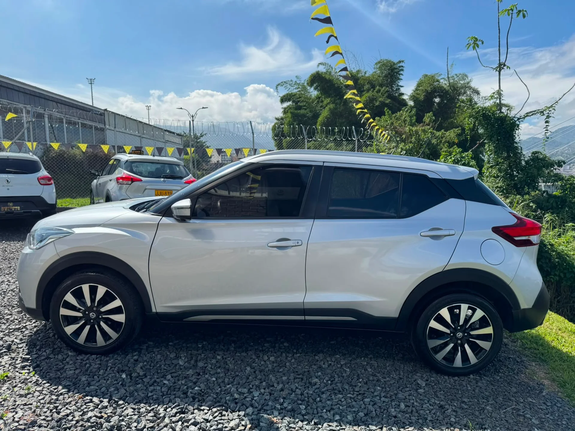 Nissan Kicks / Advance 2020