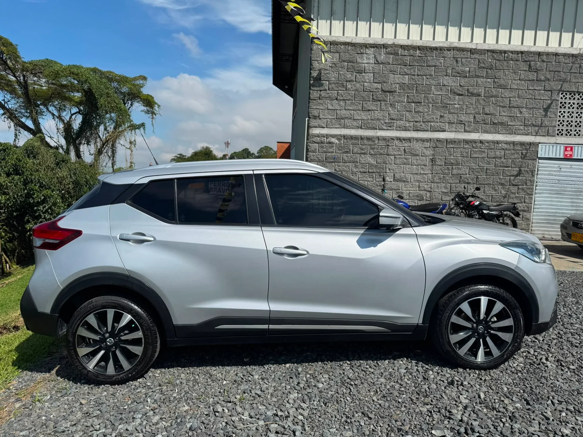Nissan Kicks / Advance 2020