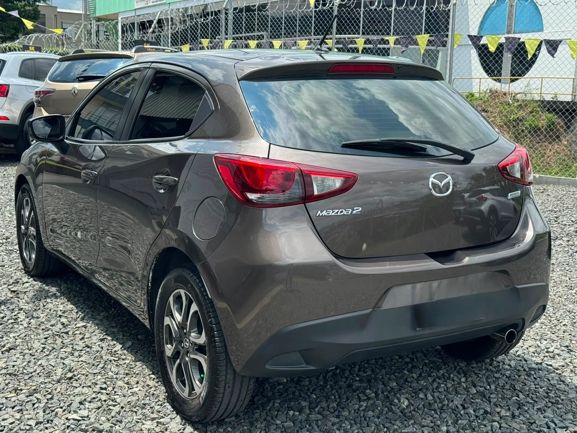 Mazda 2 / Grand Touring 2016