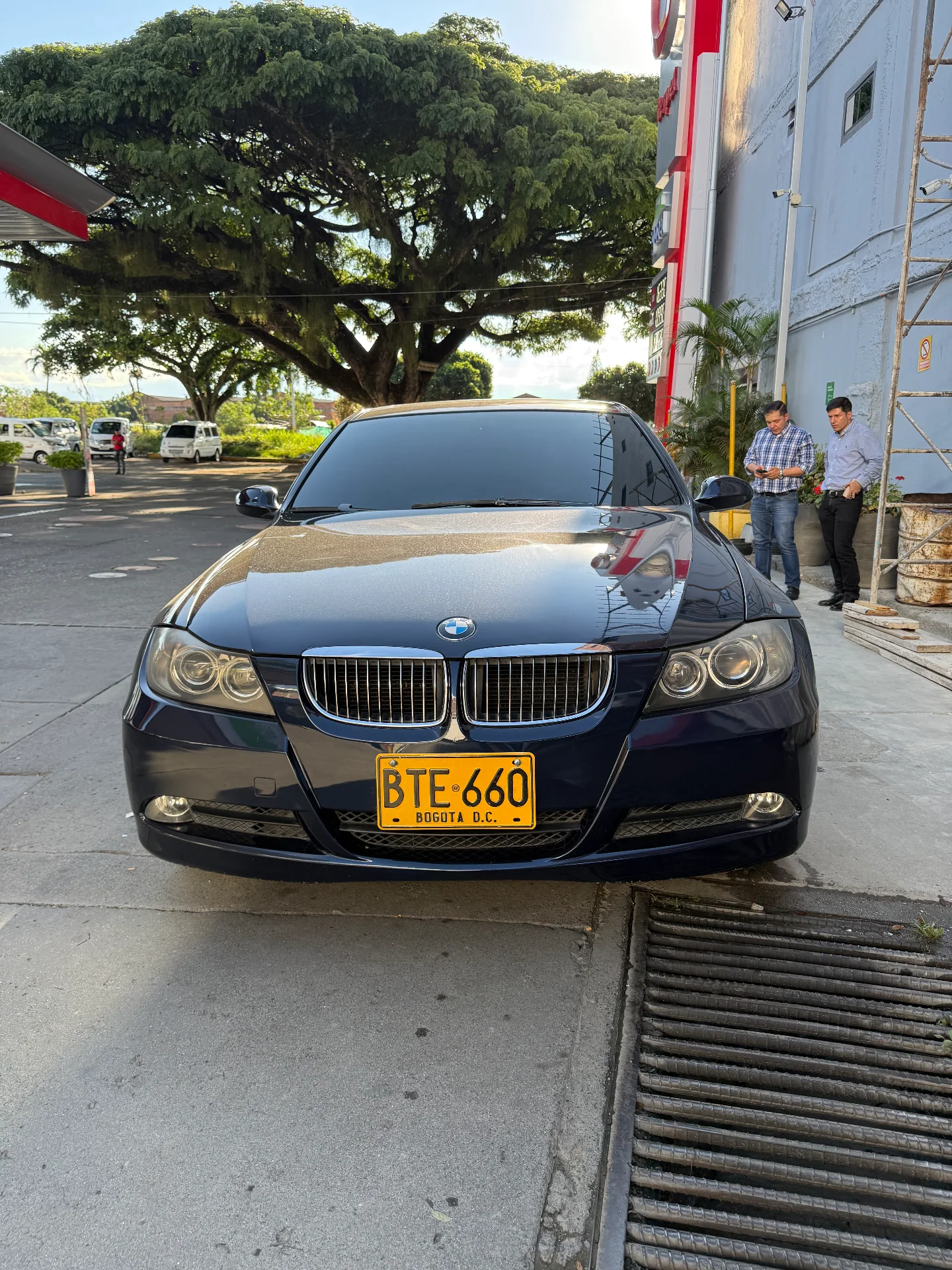 BMW 325i 2006