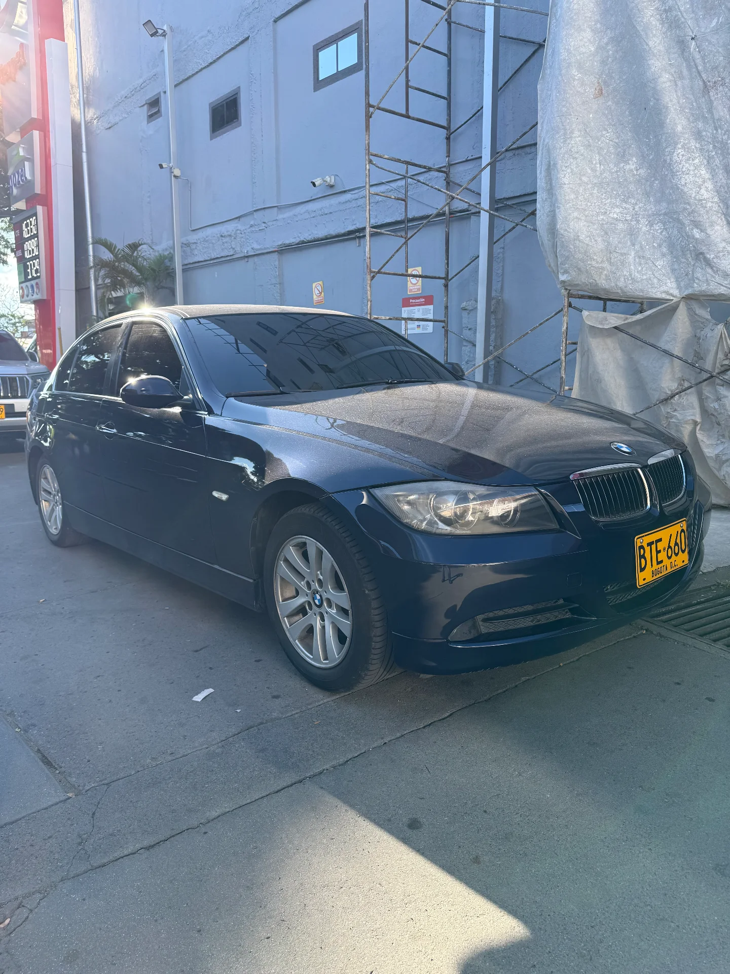 BMW 325i 2006