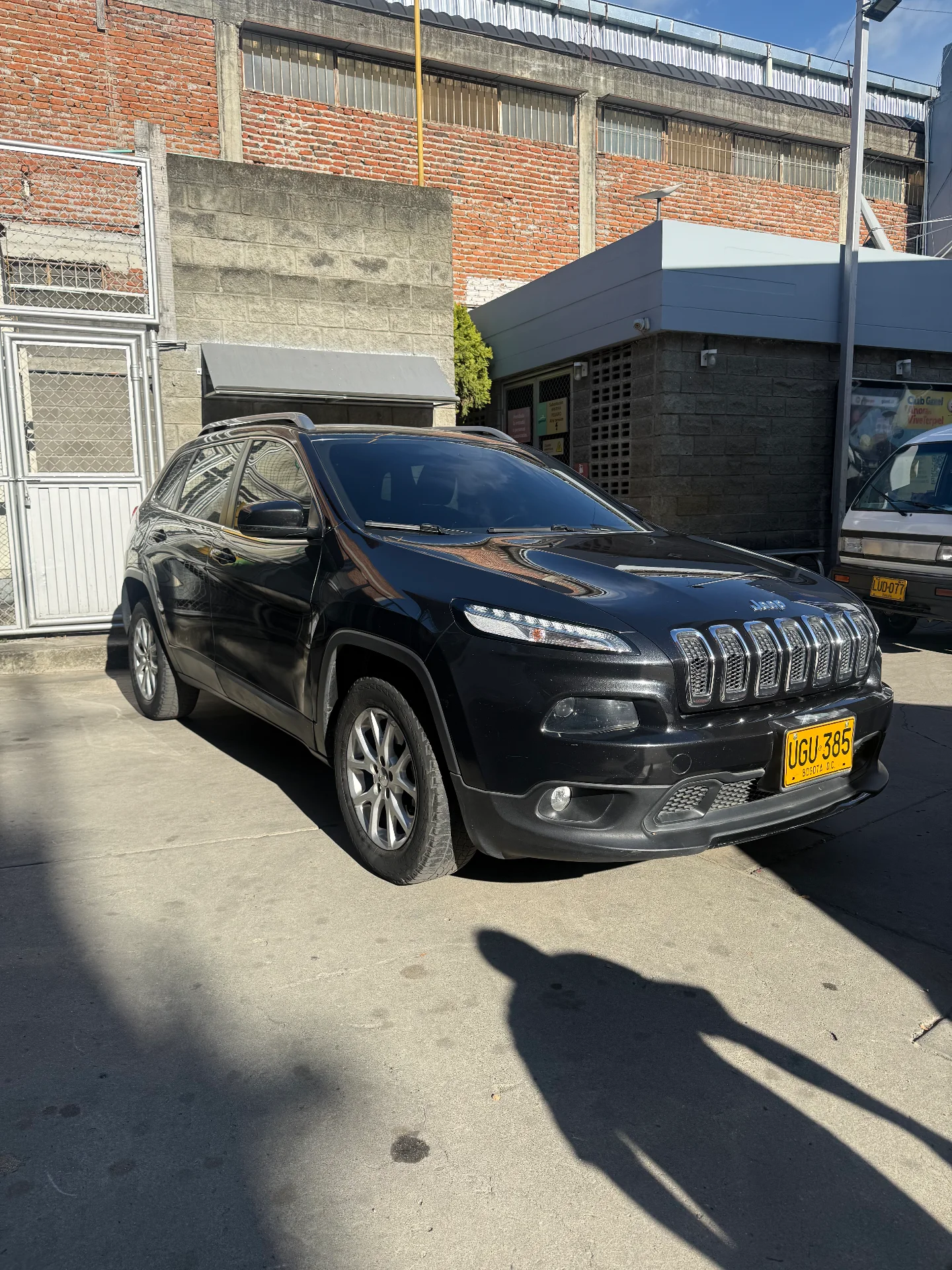 Jeep 2015 / Cherokee  Longitude 2015
