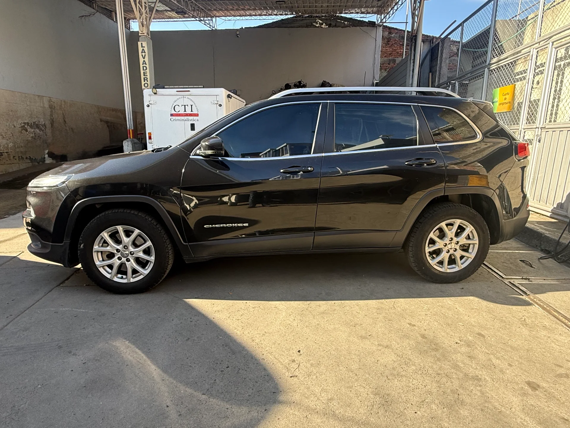 Jeep 2015 / Cherokee  Longitude 2015