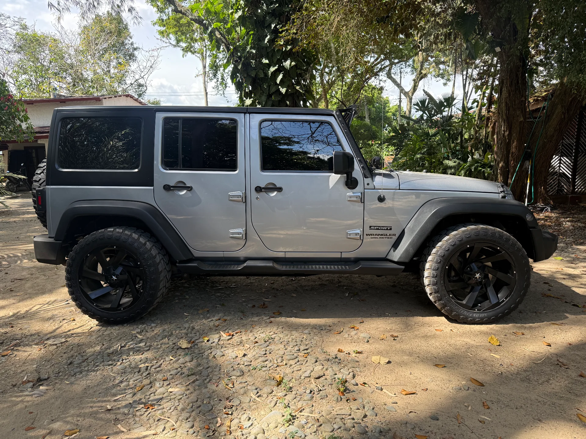 Jeep Wrangler Limited Sport 2015