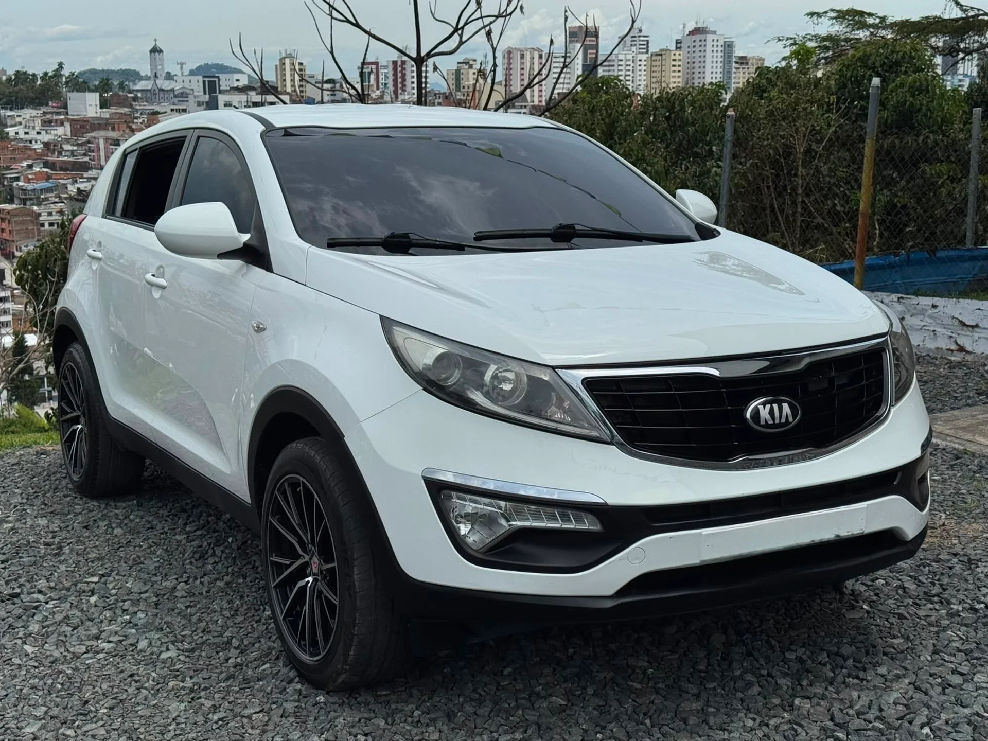 Kia Sportage / Revolution 2015
