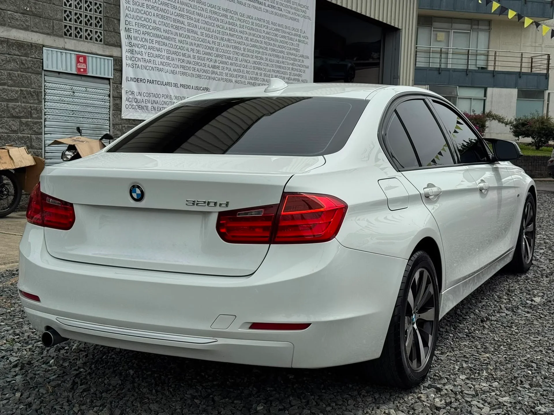 BMW 320 D 2012