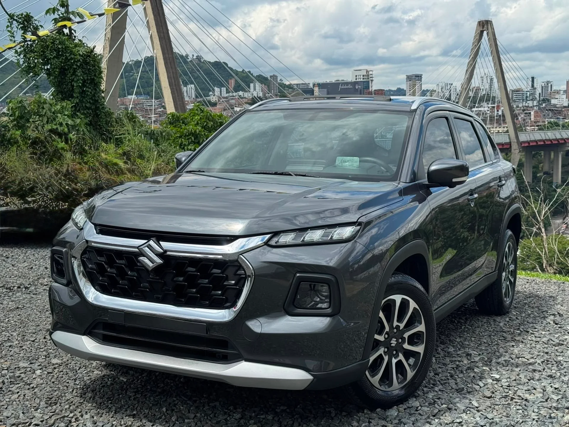 Suzuki Grand Vitara / GLX 4X4 2024