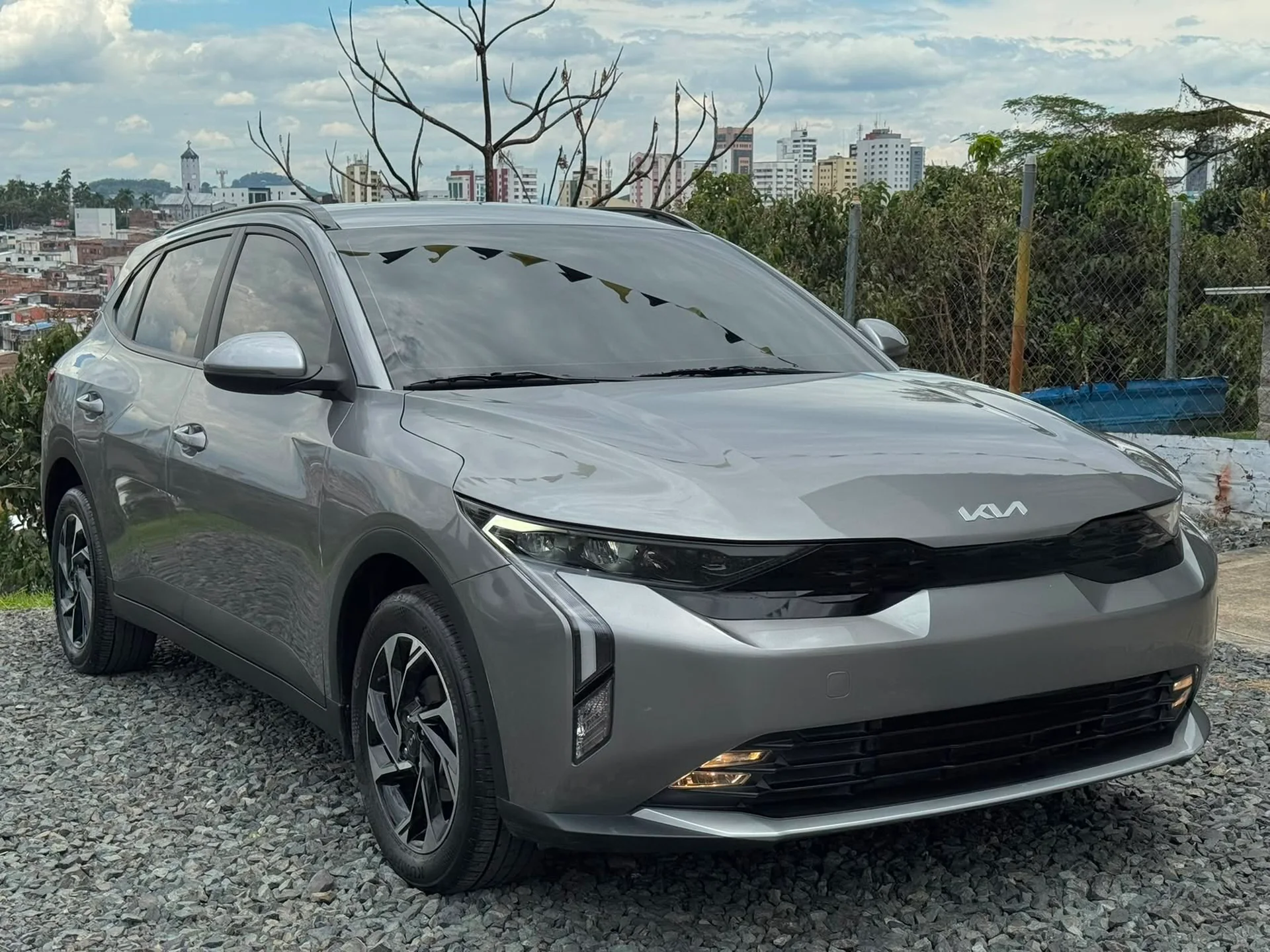 Kia K3 Cross Zenith 2025