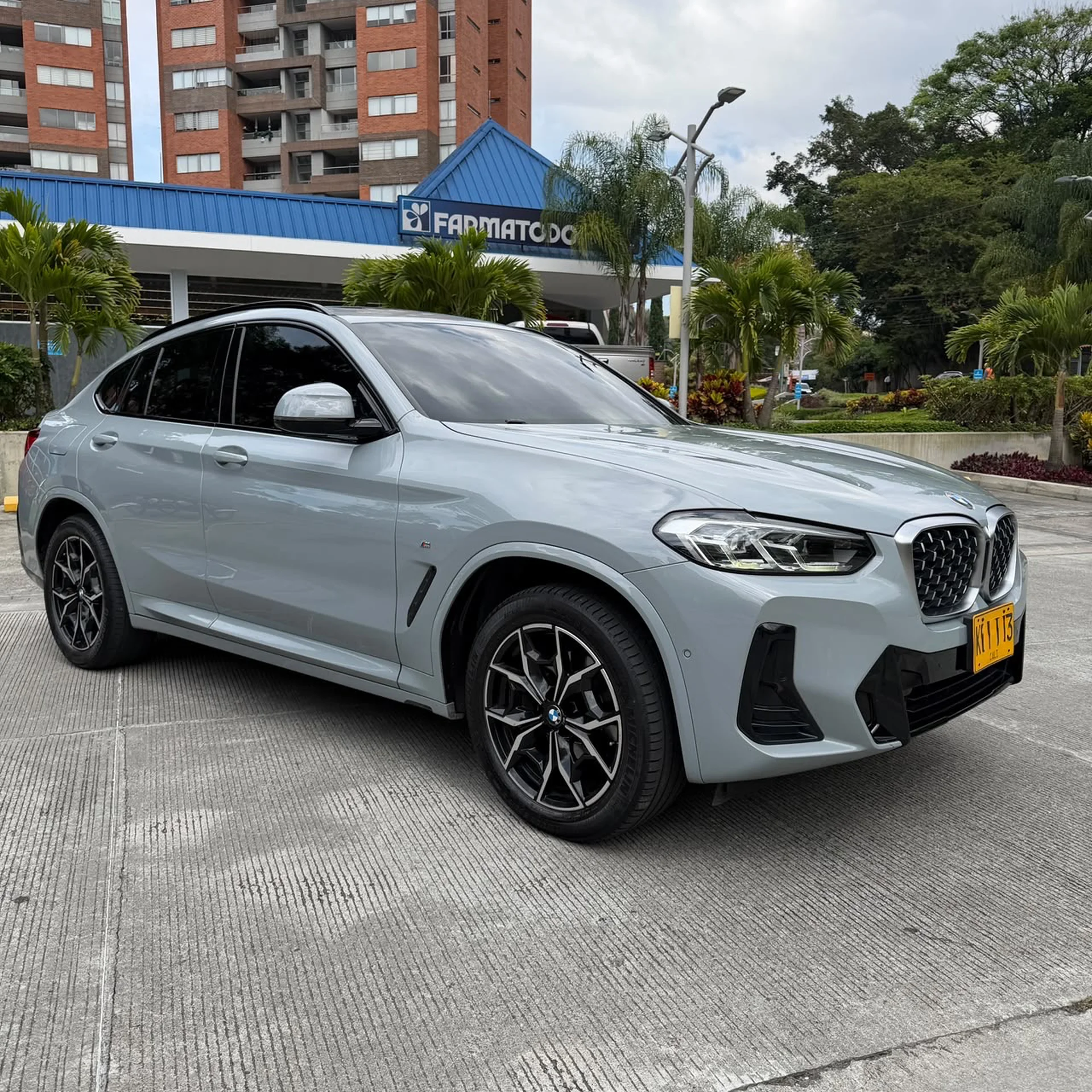 BMW X4 / X Drive 3D 2022