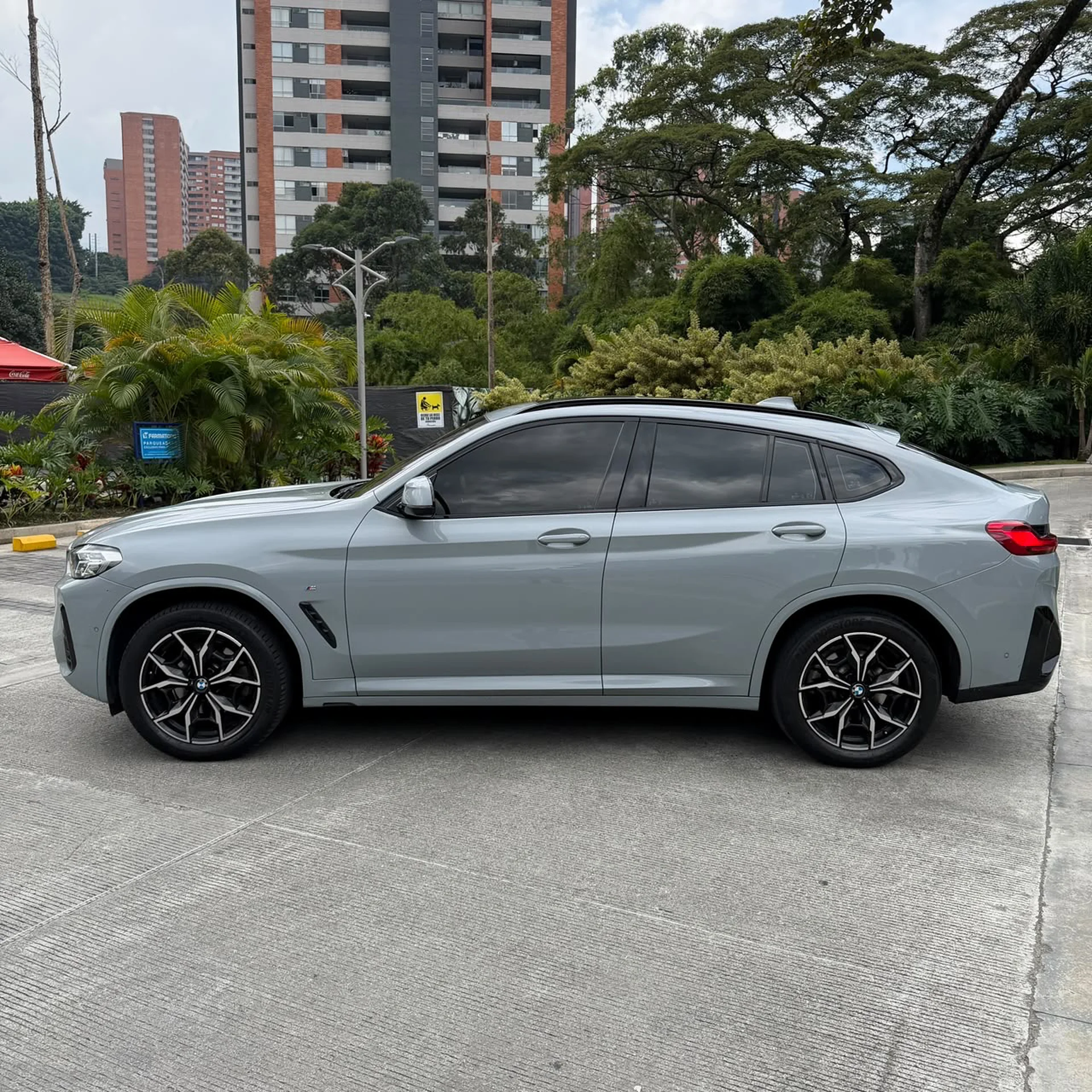BMW X4 / X Drive 3D 2022